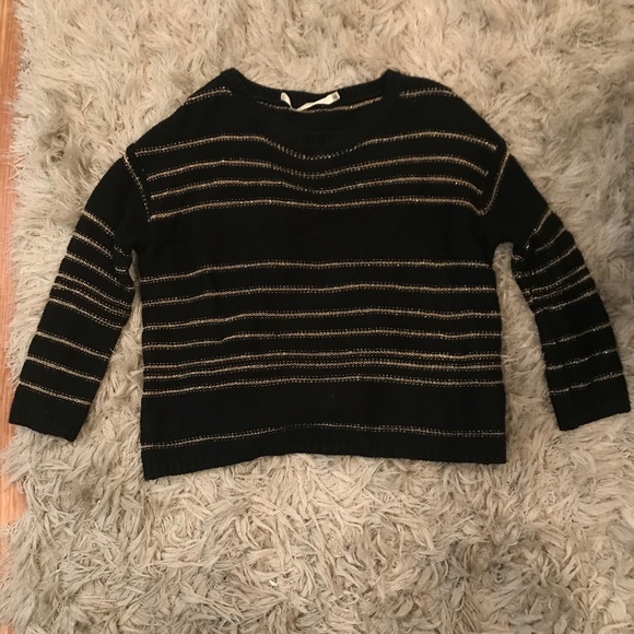 Sweaters - Pippa Lynn sparkly black and gold sweater